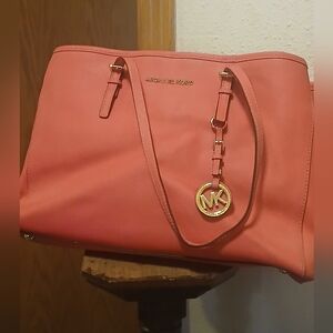 Michael Kors Jet Set Travel Large Saffiano Leather Tote - Pink/Gold